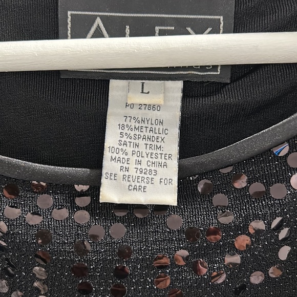 Sequined sleeveless top - Picture 3 of 3